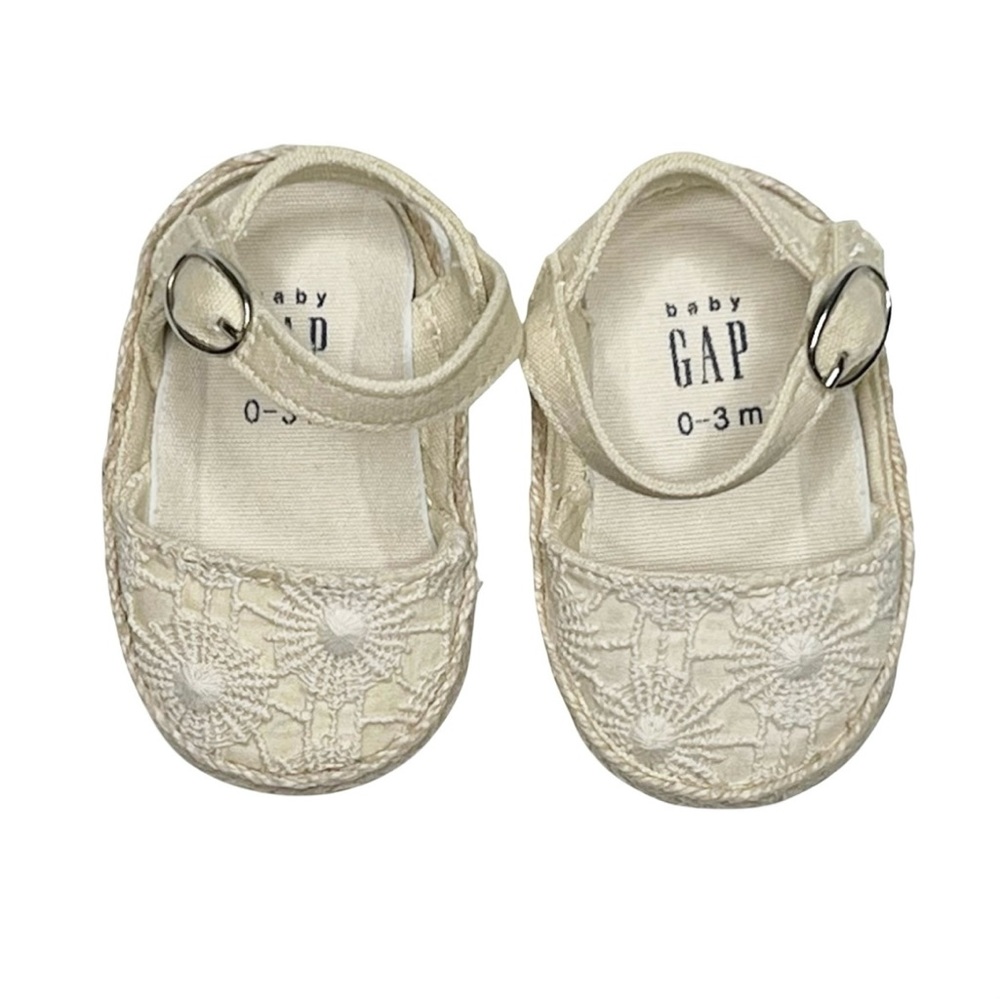 Baby Gap Lace Crib Shoes
